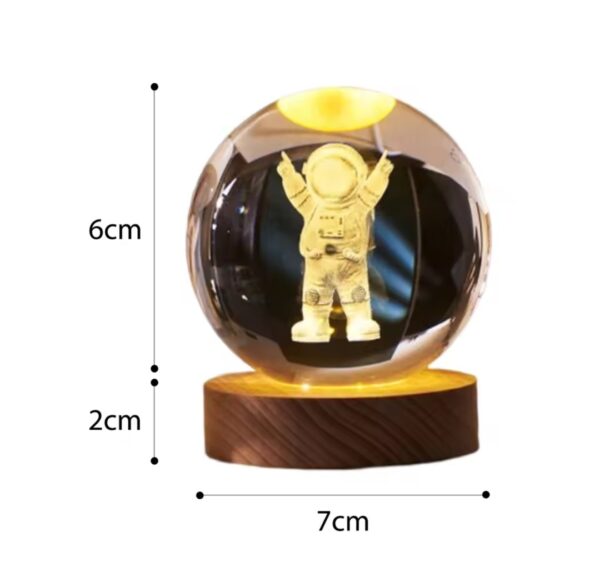 Boule De Cristal 3D – Veilleuse LED lumineuse – Créative – Astronaute – Image 5
